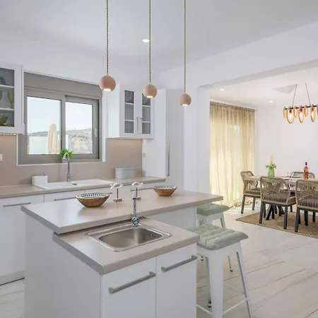 Elios Mare Villa